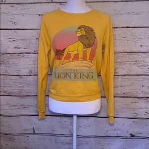 Yellow Disney Lion King sweatshirt M Juniors